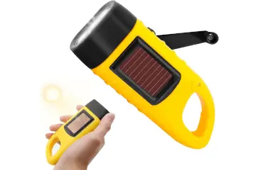 linterna solar con mosquetón